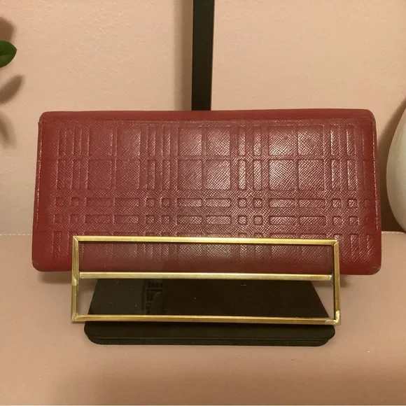 Red Burberry Textured Nova Check Long Wallet pre-loved - Picture 6 of 9